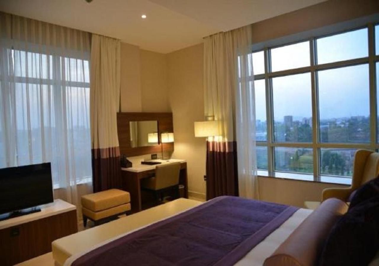 The Envoy Hotel Abuja Dış mekan fotoğraf